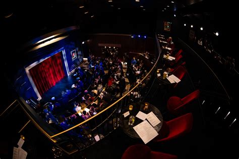 Open the Door to Magic and Mystery at the Chicago Magic Lounge with Discounted Admission